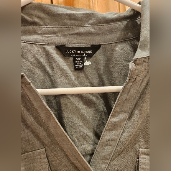 NWOT Lucky Brand Cotton Half Placket Pocket Shirt Size Small - Picture 4 of 8